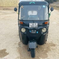 تكتك عشرين نضيفه وحلوه ما عوزه شي كبل الشارع  للبيع والشري لا خابر سعر...