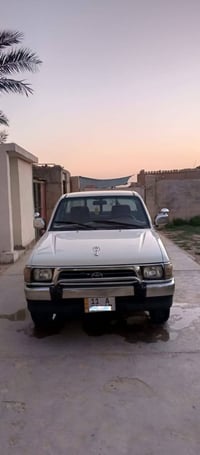 بكم فلاحي موديل 2001 رقم بغداد دولي سنويه الا 2031 مكفوله من سبغ تبريد...