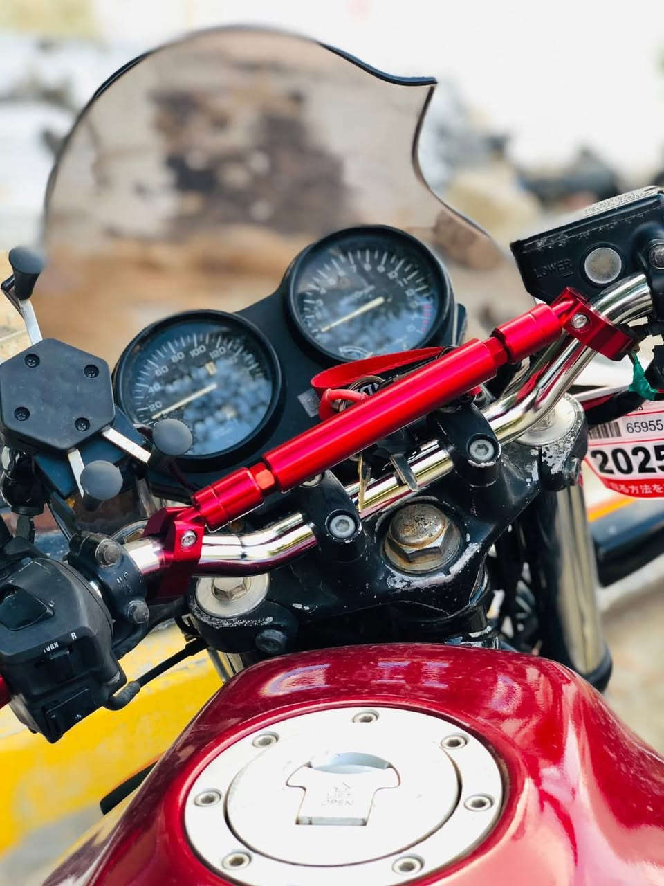 السلام عليكم اخوان هوندا CB400 جيل اول 16 ولف كمرك اصولي مدفوع سعر 16 وبيها مجال الرمادي زنكورة/***********
