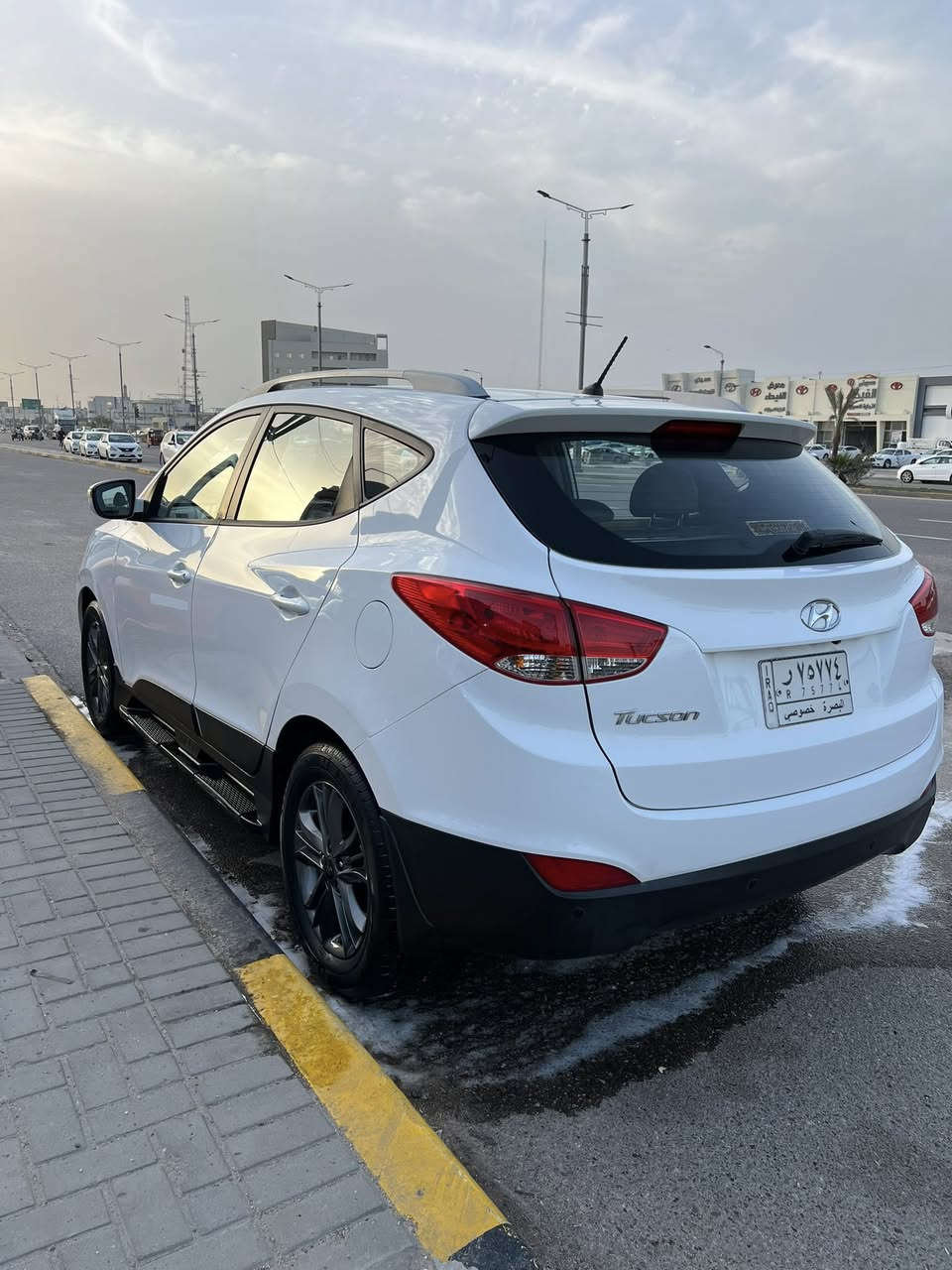 توسان للبيع مديل 2015
خليجي كفاله عامه ع وضع لشركه ماشيه 27 الف 
اخت الزيرو مال بيت سياره ستخدام شخصي 
رقم بصره تحويل ثاني يوم 
تخم تاير حداديه كير مكينه ع وضع لشركه 
احلى من الصور سياره 
السعر 165$ وبيها مجال للشراي يتصل 
رقم الهاتف ***********
مكان سياره بصره
