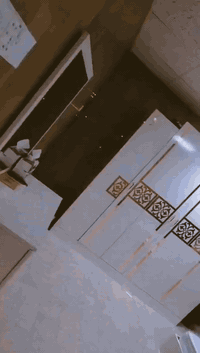 السلام عليكم دار مؤثث في البلديات تحديدا في الحضانه مجاورالشقق الفلسطينيه للايجار او للبيع ***********
