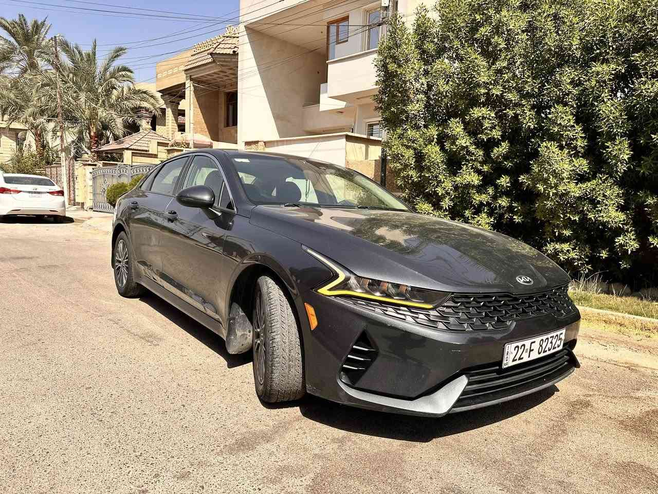 للبيع كيا K5 موديل 2021 أمريكي
محرك 1600 تيربو
رقم أربيل

المواصفات:
• رادار
• قياده ذكيه
• تحكمات ستيرن
• CarPlay
• كشنات مخمل
• بدون فتحه
• ماشيه 179 الف
•بجم شركه كبس
•

الملاحظات:
• بيها ضرر قبغ جنطه
• طخطخات خفيفه بالباب

السياره استخدام مرتب ومحرك ممتاز
السعر 160 وبيها مجل 
العنوان بغداد حي العامل /حي العدل 
***********
