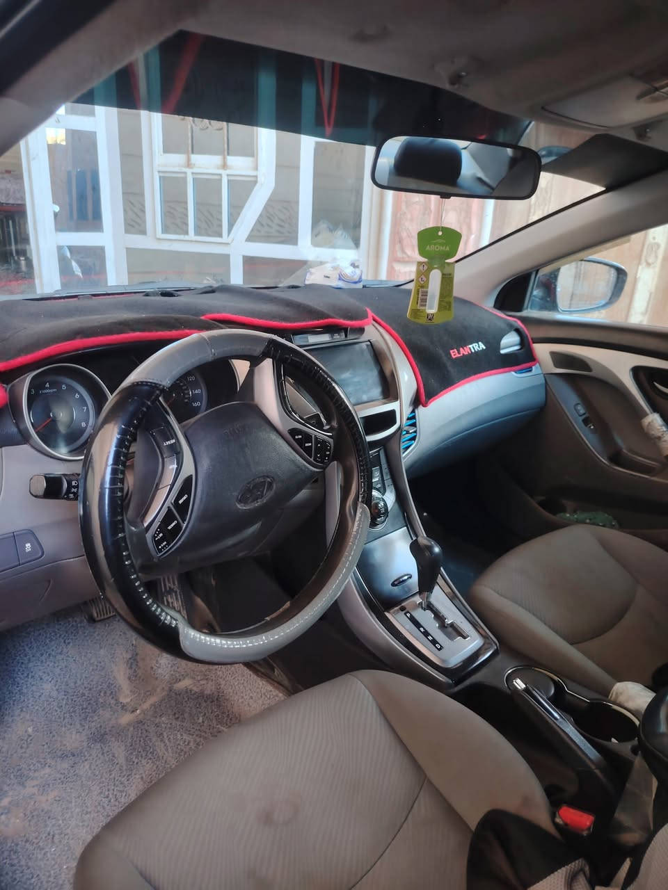 السلام عليكم 

النترا 2013 امريكي

باسمي رقم بغداد 

السيارة لمتد 

محرك 1800 دوش شادة قبل 10 اشهر

فتحة 

تدفئة كشنات 

ويل كب

 اشاير مري 

السيارة ماشية 200 الف ميل 

سونارها وحادث أمريكا بالصور 

صبغ حزام عدى الجنطة والبنيد ابيع حزام 

بدون دواخل بدون شواصي 

بجم كبس السيارة 

السيارة  تبريد وتدفئة 

 حدادية امامي حلفي 80 بالمية

بيها طخه معدلة بارد وكلير موضحه بالصور

مكان السيارة ديالى المنصورية دلي عباس

السعر 95$ قابل للتفاوض

للتواصل واتساب ***********
