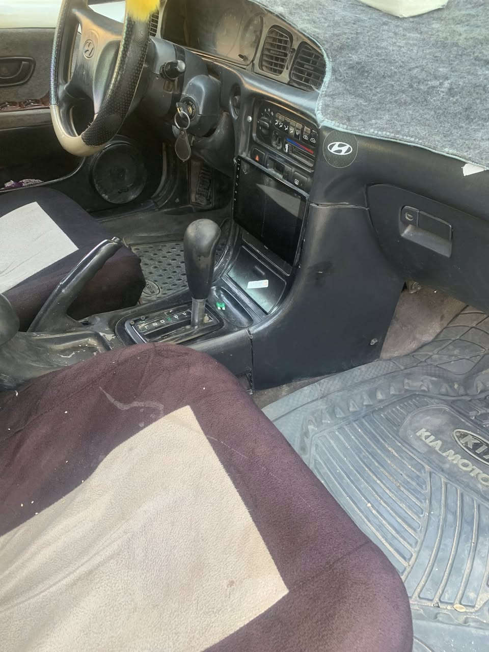 سوناتا ٩٥ سيارة كامله بيهه ملاحضات بسيطه كير اوتماتيك رقم بغداد مصبوغه حزام السياره بيهه معجون مكاني ديالى دوره الامام عبدالله ابن علي سعر ٣٨ هاتف *********** مراوس هم عادي
