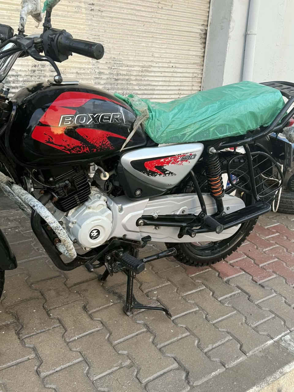 سلام عليكم دراجه بوكسر موديل ٢١ مرقم سنويه لوحه ديالئ دراجه مكفوله كفاله عامه جانت بلحجز دراجه جديده بمعنئ الكلمه مابيه اي نقص الشراي يتصل *********** مكاني ديالئ بعقوبه
