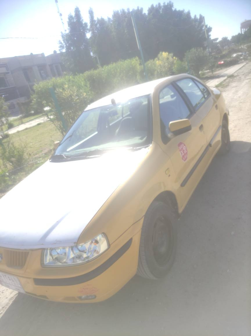 السلام عليكم
سمند 2012 رقم بغداد بأسمي
السيارة جديدة
كير ومكينة خير من الله 
تبريد ثلاجه شاشة 
سستم مضخمات 
صدر امامي خلفي خير من الله 
تخم تاير جديد باتري جديد
كهربائيات كلها شغالة
غرفة جديدة بلادية
جاهزة من كلشي
شرط التحويل مكاتبة مرورية
مكاني بغداد الكرخ
*********** بغداد, العراق
