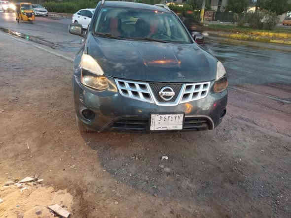 نيسان روج موديل 13 محرك وكير اوتو كامري ابو الجف تبريد شغال السعر 55 مكان بغداد مابيه الضربه ولاصبغ فقط جراد***********
