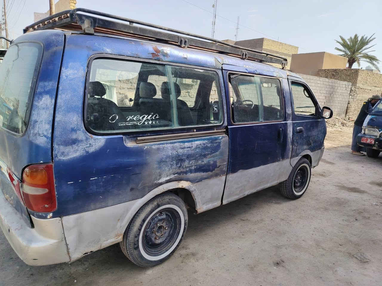 السعر 24 وبيه حك جيه سلام عليكم كيا بريحو موديل 96 مسجله 94 رقم بغداد دولي تحويل مصفر من كلشي سنويه ال 31 كله جديد حتى هزه جديده محرك وكير واكسن خير من الله تخم تاير جديد. سلف دينمو باتري راديتر كله جديد كشانه ستاركس السعر 24 وبيها مجال بسيط حك جيه سياره جاهزه من كلشي مال شغل مكاني بغداد ابي غريب الحصوه *********** أو ***********
