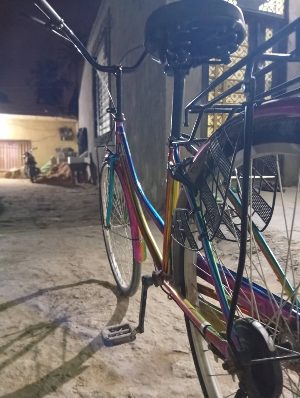 السلام عليكم بايسكل للبيع سبع الوان شركه ساندوس موديل 2025 سعر 150 وبي مجال رقم الهاتف *********** مكان طواريج السياحي
