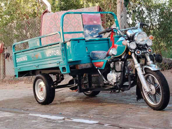 سلام عليكم ستوته لبيع ٢٣ طالعه بل ٢٥ ستوته أوراق كفاله عامه السعر ٢٧٠٠ وبيها مجال قليل مكاني كوت حي الجهاد وهاذا رقمي ***********
