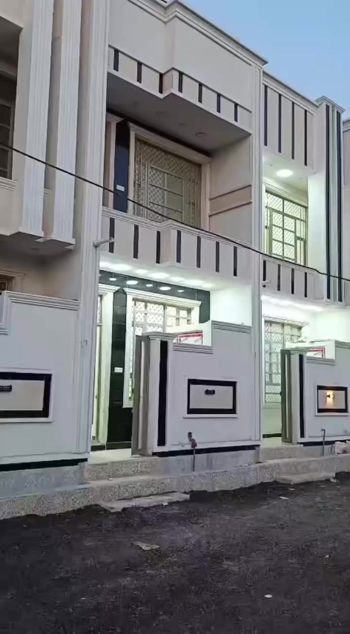 مشتملات للبيع في الطي نزال البو عبود مسافه ٢٠٠ متر على شارع رئيسي المساحه ٦٦متر بدون أوقاف طابو زراعي طابق ونص جديد شغل درجه اولى للاستفسار ***********
