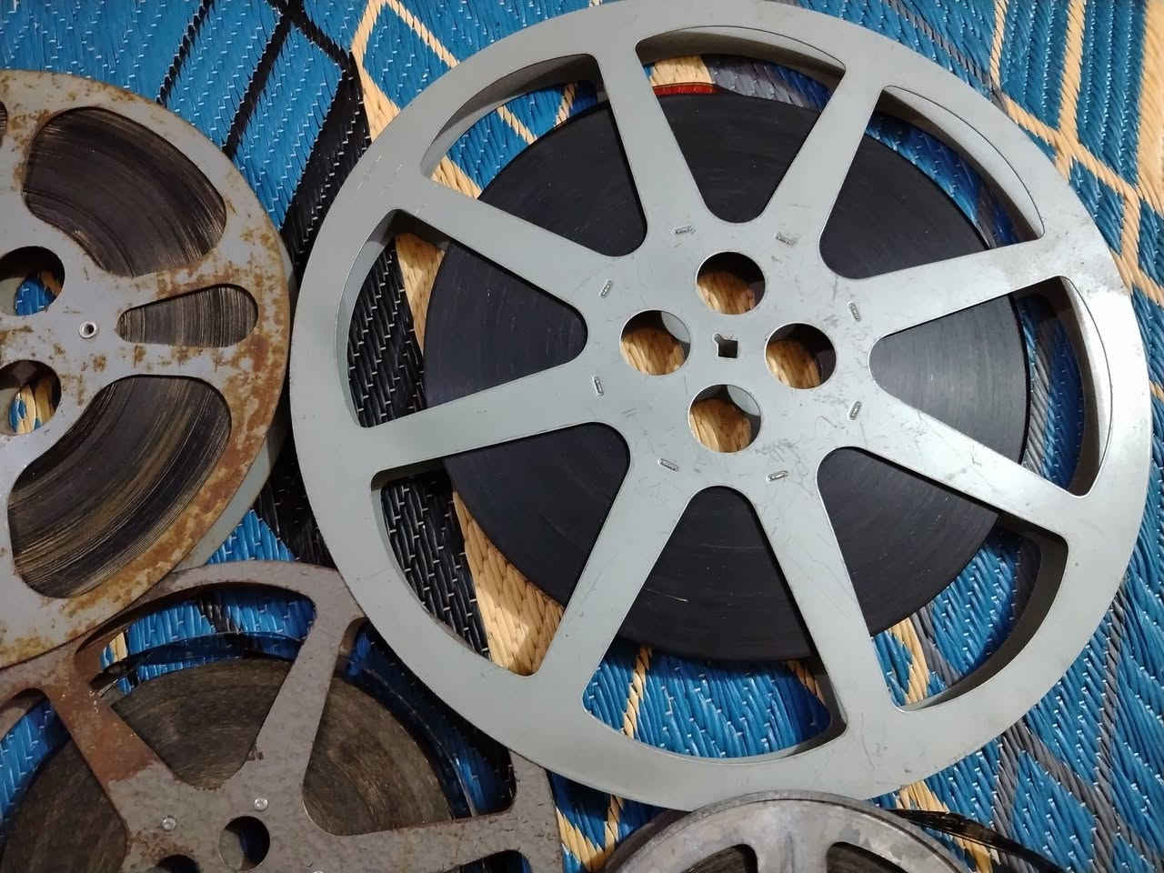 اشرطه سينما قديمه جدا للبيع


**إذا كنت صاحب هذا الإعلان وتريد حذفه لأي سبب، رجاءا أرسل رسالة إلى الدعم الفني**
