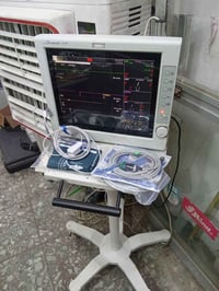 مانيتر • ايطالي • نظيف ٩٩٪