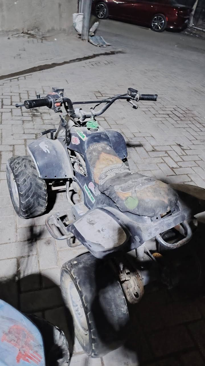 السلام عليكم اخوان عندي ذن رباعيات متروكات  للبيع شغالات بس يرادهلن ادامه ويشتغلن مكاني بغداد مدينه الصدر ***********وتساب فقط
