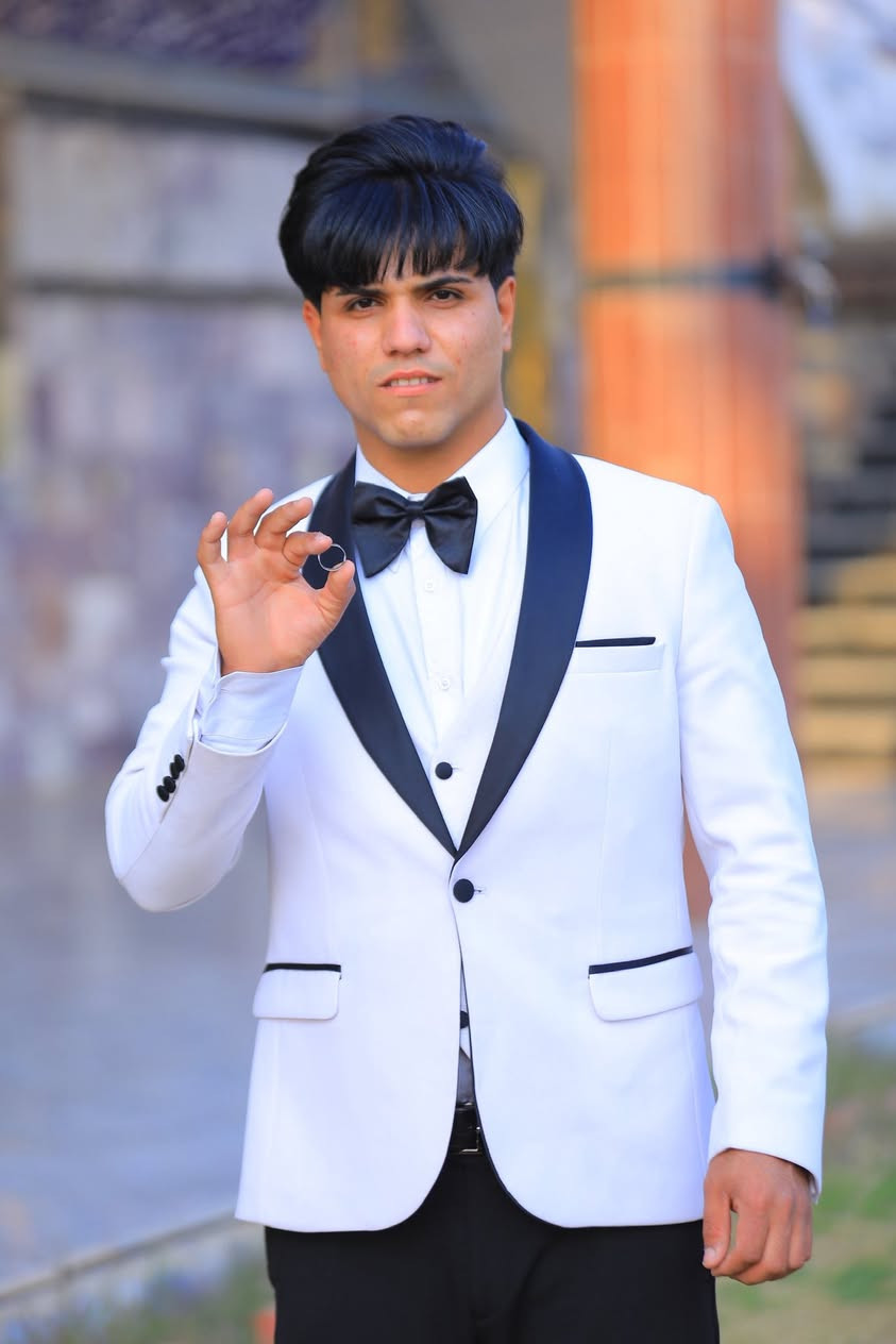 💫 تهنئة #خطوبة  💫    😍💍

بسم الله الرحمن الرحيم

(وَمِنْ آَيَاتِهِ أَنْ خَلَقَ لَكُمْ مِنْ أَنْفُسِكُمْ أَزْوَاجًا لِتَسْكُنُوا إِلَيْهَا وَجَعَلَ بَيْنَكُمْ مَوَدَّةً وَرَحْمَةً إِنَّ فِي ذَلِكَ لَآَيَاتٍ لِقَوْمٍ يَتَفَكَّرُونَ )
صدق الله العلي العظيم 

نبارك إلى الحبيب ( زيد ناصر الچمالي  ) 💞
بمناسبة الخطوبة سائلين المولى عز وجل
أن يبارك له
ألف الف مبروك 💝❤️

لتصوير كافة المناسبات #المصور_كرار_شاكر
مع توفر طائرات الدرون الجوية عاليه الدقة ✈️✈️ 
ماعليك سوى الاتصال عل الرقم ***********  ☎️
أو مراسلتنا على الحساب

https://t.me/krarbkwvj100
