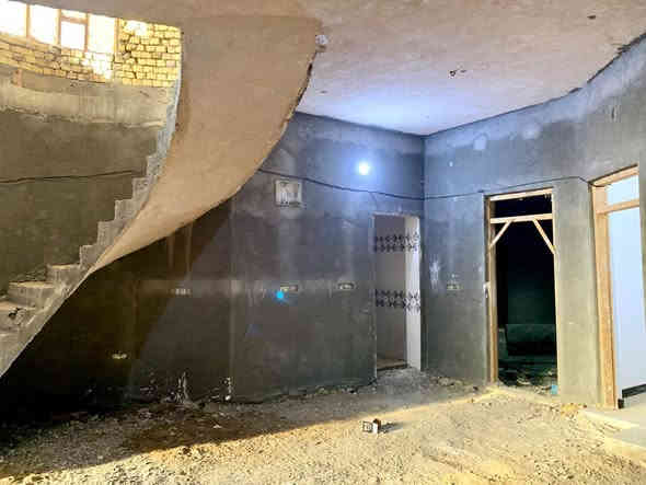 بيت في فرقه ١١ قرب السحن اااصلاحي قريب على دور الصحفيين مساحة ٢٧٠ زراعي
طابوك كونكريت
غرفتين 6*5
غرفه كامله سراميك وبياض
وحمام سرايمك وبياض كامل
البيت ملبوخ والسطح مسوينه جص البيت شغل درجه اوله
السعر ٨٠ مليون
للاستفسار او المرسله واتساب على الرقم ***********
