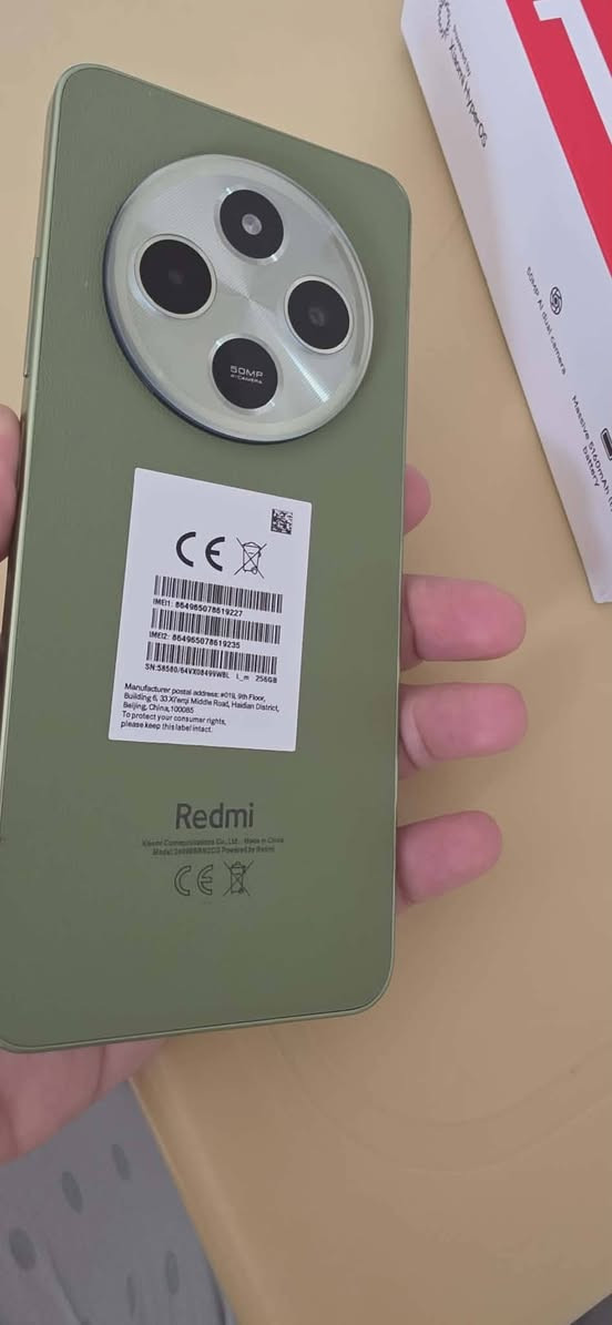 السلام عليكم عندي هاذه الجهاز للبيع  جديد اشتريته قبل شهر للطفل  وميريده جديد  وغراضه كامله شاحنته ٣٣ واط  وكارتونته والكفر مالته مكفول من كلشي   حته سيم كرت ما مخلي بي ابد اريد ابيعه   سعره ١٠٠ الي يريده مكاني حي ميسان يم سكله الكرعاوي ***********
