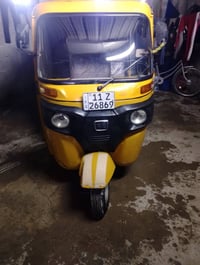 تكتك البيع موديل 21 شهر 11 سعر 7800 مكان البياع المعالف 07706920376