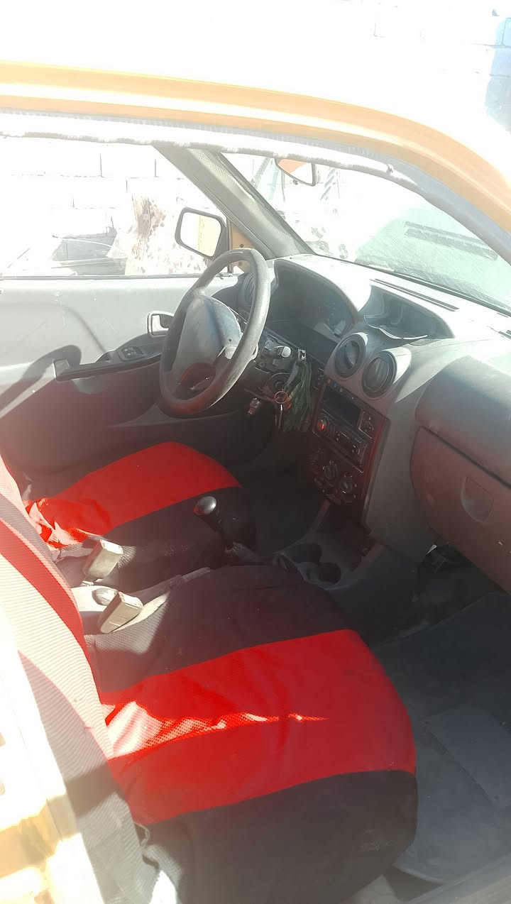 سلام عليكم سايبه موديل 2011 مكينه وكير كفاله منتهيه 22 مكان البصره سعره 8 ورقات ***********
