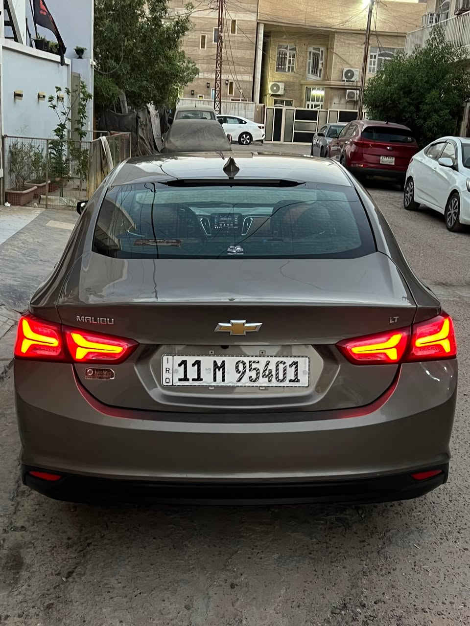 ماليبو LT ٢٠٢٠ فول للاخير عدا البنوراما
حادثها طخه جاملغ وخشم البنيد بدون دواخل

وبالعراق صبغ جاملغ خلفي وشويه من الباب بدون ضرر بدون معجون فقط رش بدون دواخل بدون ايرباك

كير محرك خير من اللّه

لد امامي خلفي

حساس خلفي

سستم صوت ودمام بلادي

تبريد ثلج

فول تحكمات ستيرن

كشنات جلد وكهرباء

تدفئه كشنات

داخل عسلي

شاشه جبيره + كامره+ كار بلي

بصمه تشغيل

بصمه ابواب

اوتو ستارت

تشغيل عن بعد

تبريد بيانو

تبريد قطعتين

منظومة غاز شادلها من لشركه العامه تخم تاير جديد ادامة كاملة كلشي جديد

السعر 98 مجال قليل عنواني بغداد الاعلام ***********
