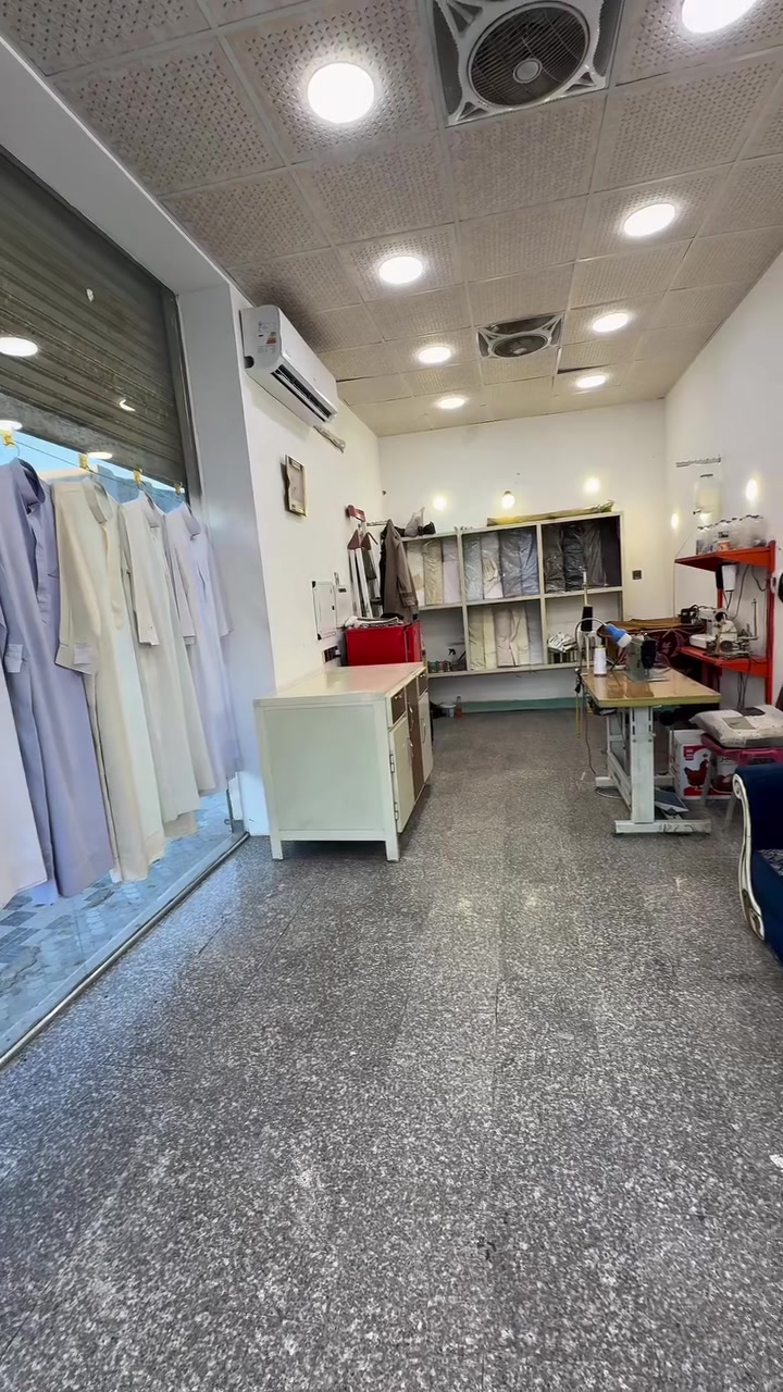 تم نقل محل خياطة ابو سجاد 
في شارع الصالونات قرب شركة اسيا سيل 
يوجد انواع الاقمشة
✔️ دقة في التفاصيل 
✔️ جودة عالية في الخياطة والحشوات
✔️ سرعة في الانجاز والتسليم
 *********** 📞
