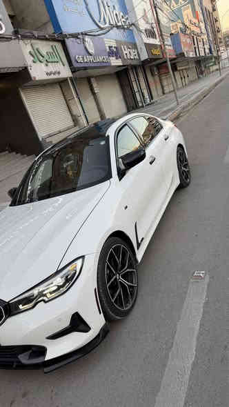 السلام عليكم 
330i موديل 21
وارد امريكي حادث خلفي ايرباك بردة بس
ماشية 65 الف كيلو 
السيارة فول مواصفات 
كيج الكتروني 
داتاشو 
وباقي مواصفات البي ام المعروفة 
سنوية باسمي وهزة جديدة 
السيارة جاهزة من كلشي ولا شخوط ولا رصعات بيها 
مكاني بغداد ***********
