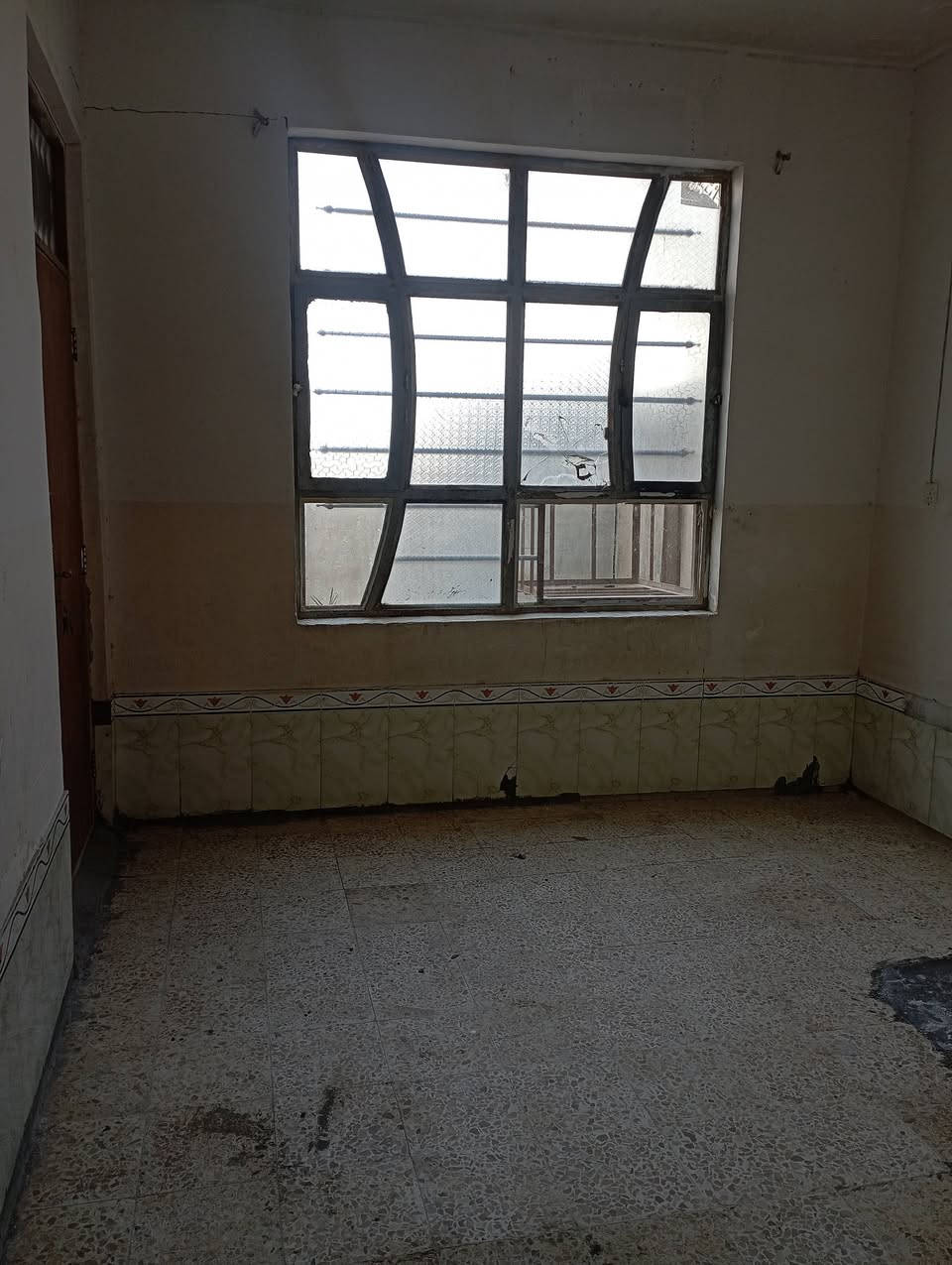 دار للايجار
حي ميسان قطاع 31 مقابل البريد شارع 20 م
غرفه..صاله..مطبخ..استقبال..صحيات ..طارمه..مكشوفه
الشهر 300 الف
للاستفسار 
مكتب السلامي للعقار 
ابو اسيل السلامي
***********
