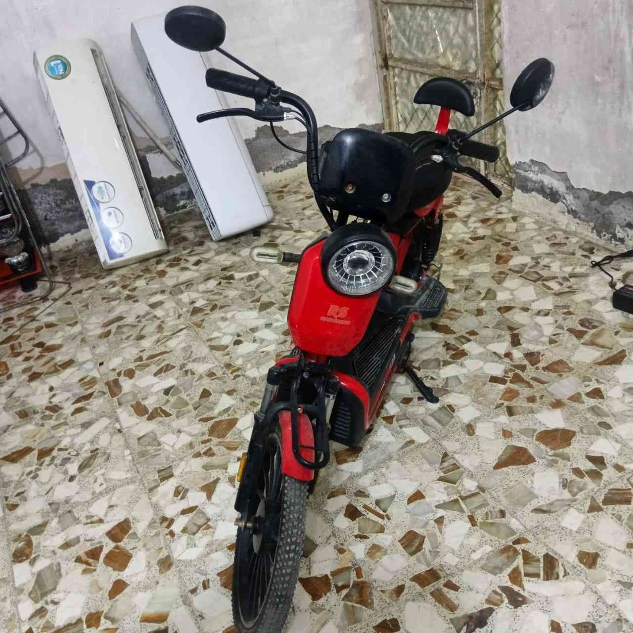 دراجة شحن 3 سرع
5 بطاريات
شغاله جاهزة
السعر 350
مكاني بغداد الشعب حي البساتين
***********
