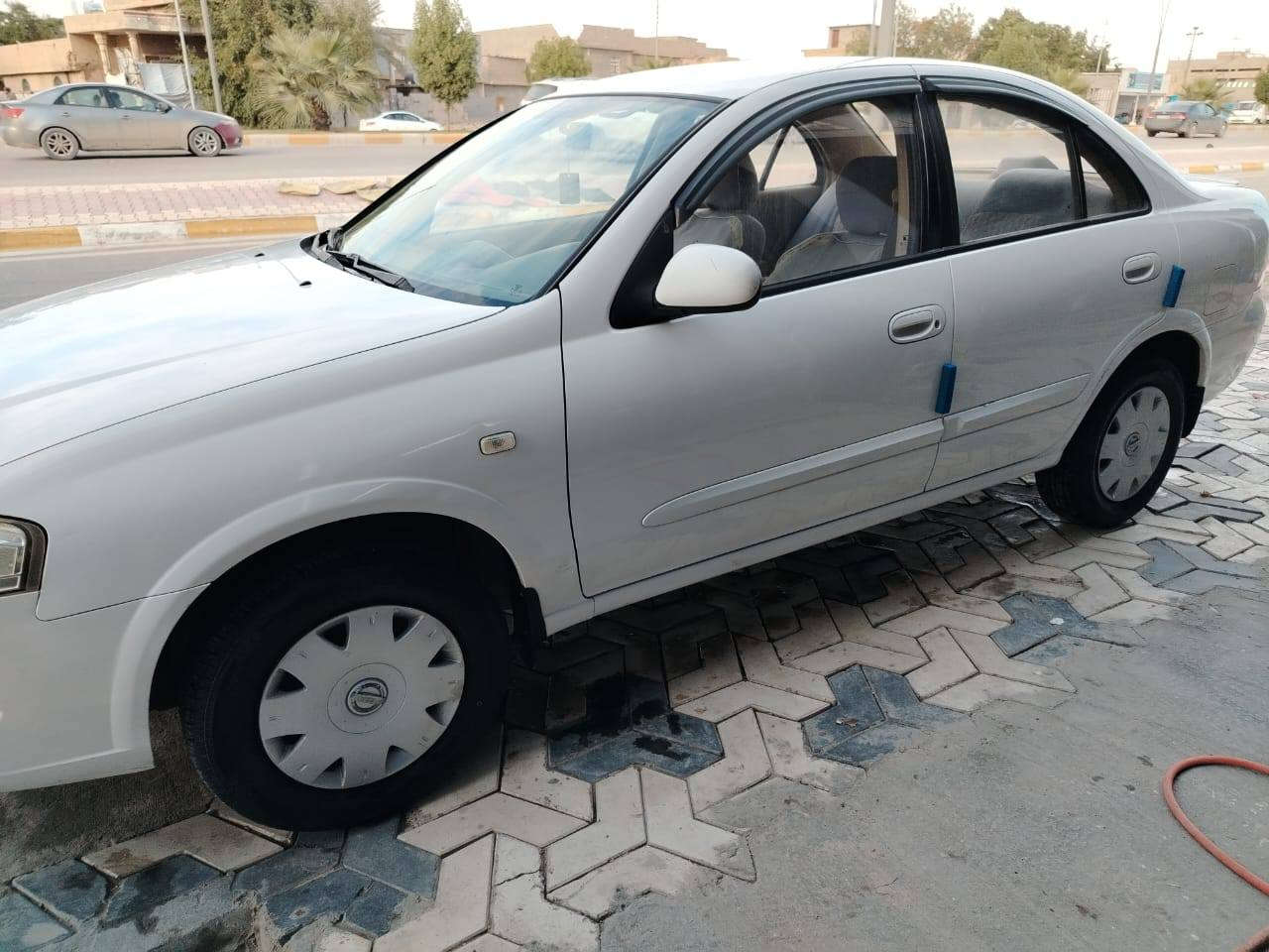 السلام عليكم للبيع سني كوري ٢٠٠٩ مكفوله من الصبغ وحرك وكير سياره مال جناي السعر ١٠٥ ورقه *********** أثير ***********
