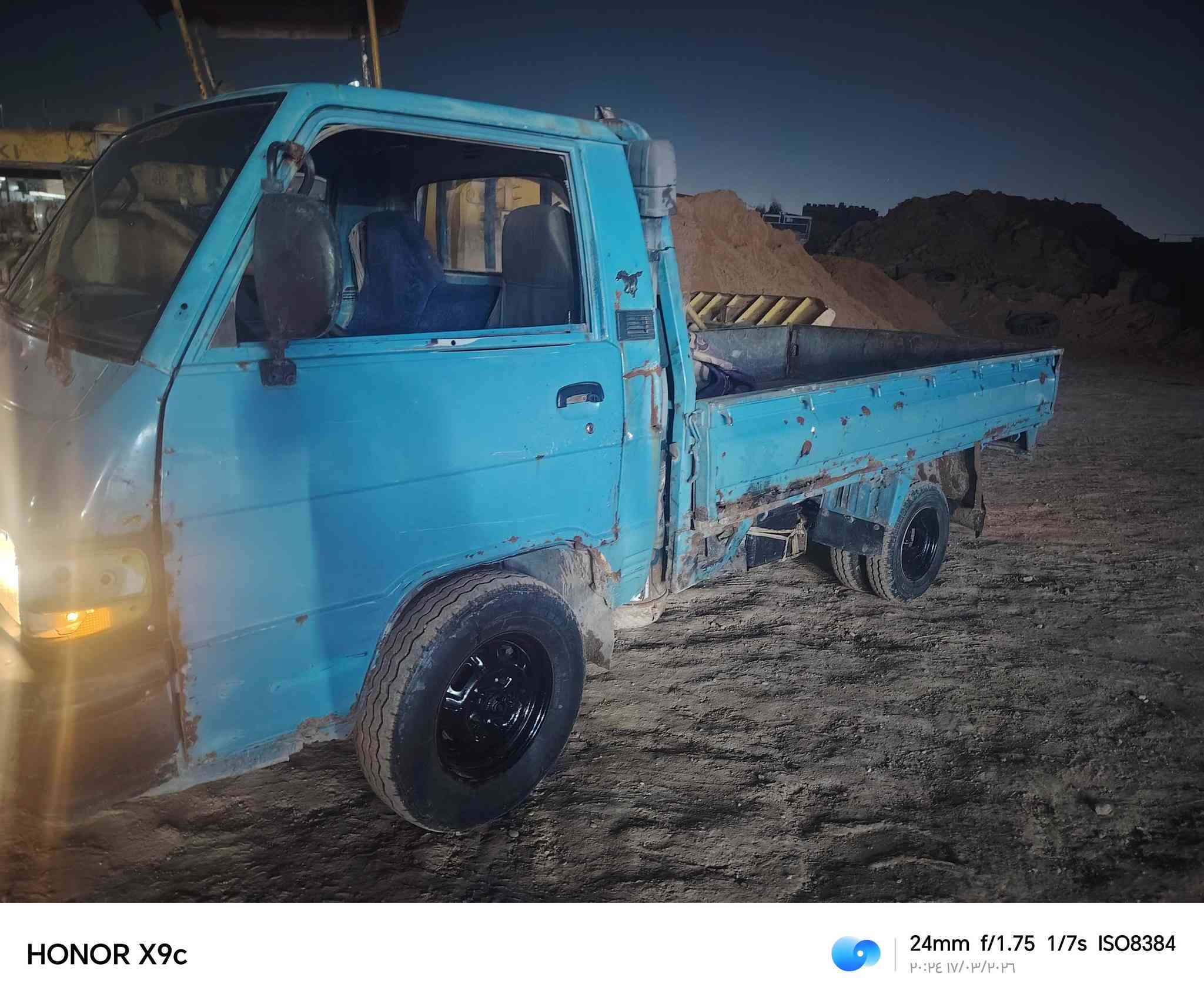 السلام عليكم كيه هونده لبيع مديل 94 السيارة مكفوله كير ومكينه بنكو المكان بغداد الصدر   
السعر 28 
االرقم ***********
