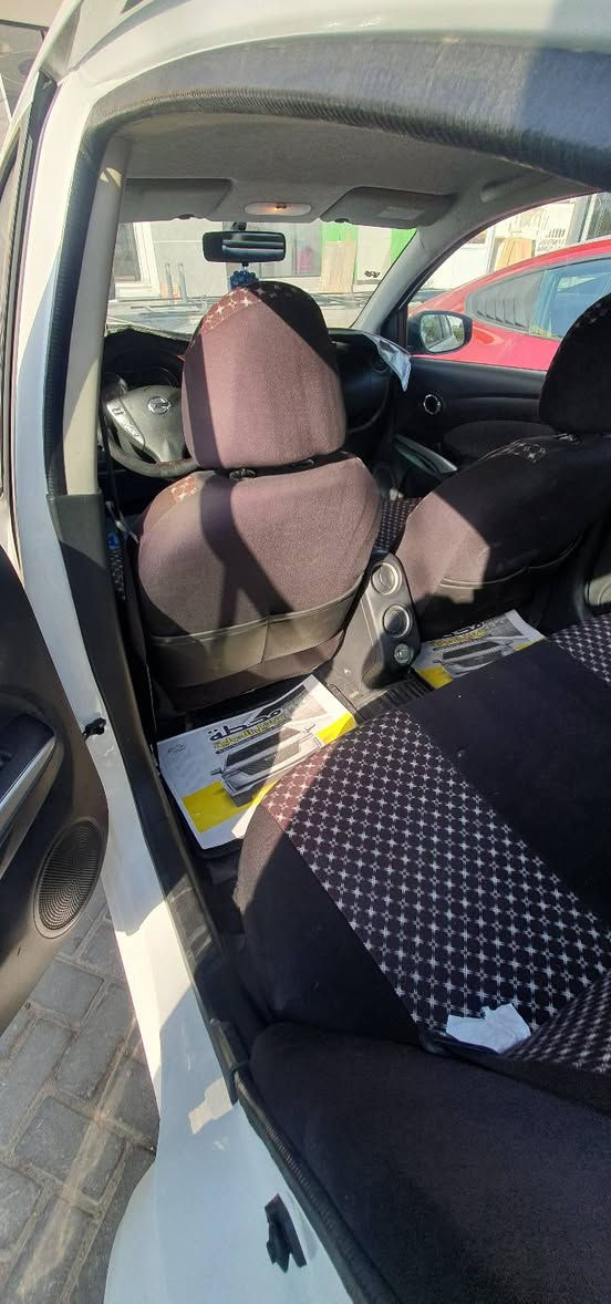 السلام عليكم
للبيع نيسان سني مصري موديل ٢٠٢٣ فول مواصفات ( بصمة ، تبريد بيانو ، قطعتين تبريد ، ٤ جام كهرباء ، شاشة بلادي ، تحكمات ستيرن) السيارة جديدة حرفيا وماشية ٢٨ الف قابل للزيادة مكفولة من الصبغ وبيها بارد شي قليل و٣ رصعات بالقمارة ممبينة .

السعر ١١٧ ورقة وبيها مجال حك الجية .

***********
