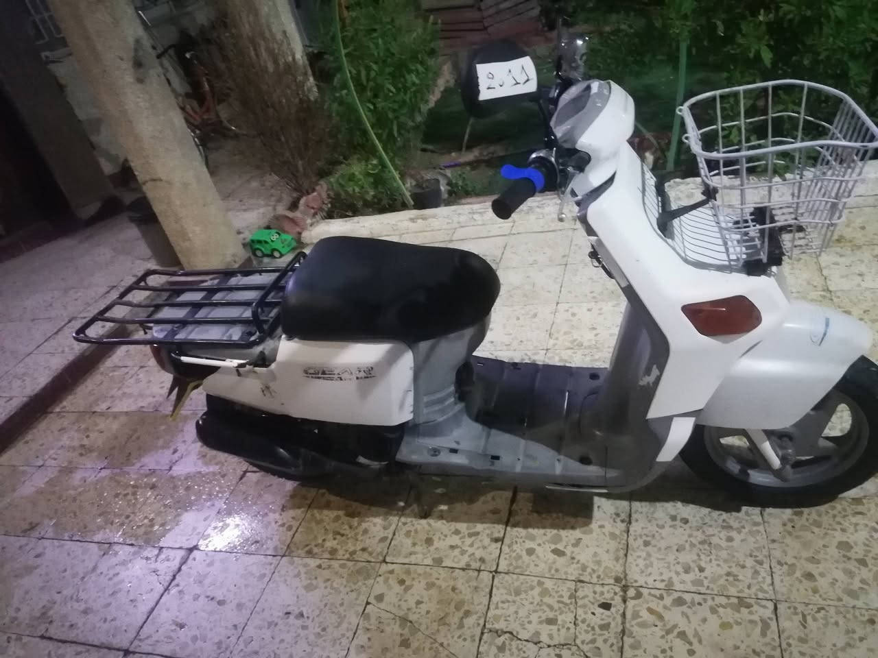 السلام عليكم دراجه بيكم ياماها للبيع دراجه محرك نضيف جدا شغاله سلف وهندر نكره سلف بريكات شغاله كهربائيات كلها شغاله سكن عالي ناصي اشاير كشن جديد دراجه جديده فقط الكفرات الخلفيه الصفاح مسور شويه تايرات ٢جدد العنوان ديالى بعقوبه حي المعلمين *********** متوفر فقط واتساب  السعر ٢٢٥وبيه مجال
