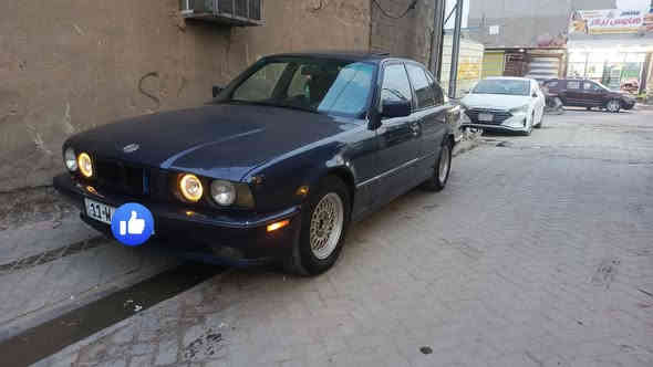 سلام عليكم 525 مديل 1988 مسكر كير مكينه صدر تخم تاير تبريد كله جديد فتحه شغاله  خير من الله السياره جاهزه  رقم بغداد الجديد تحويل ثاني يوم بأسمي السعر 58 وبيها مجال مكاني بغداد حي الأمانه ***********
