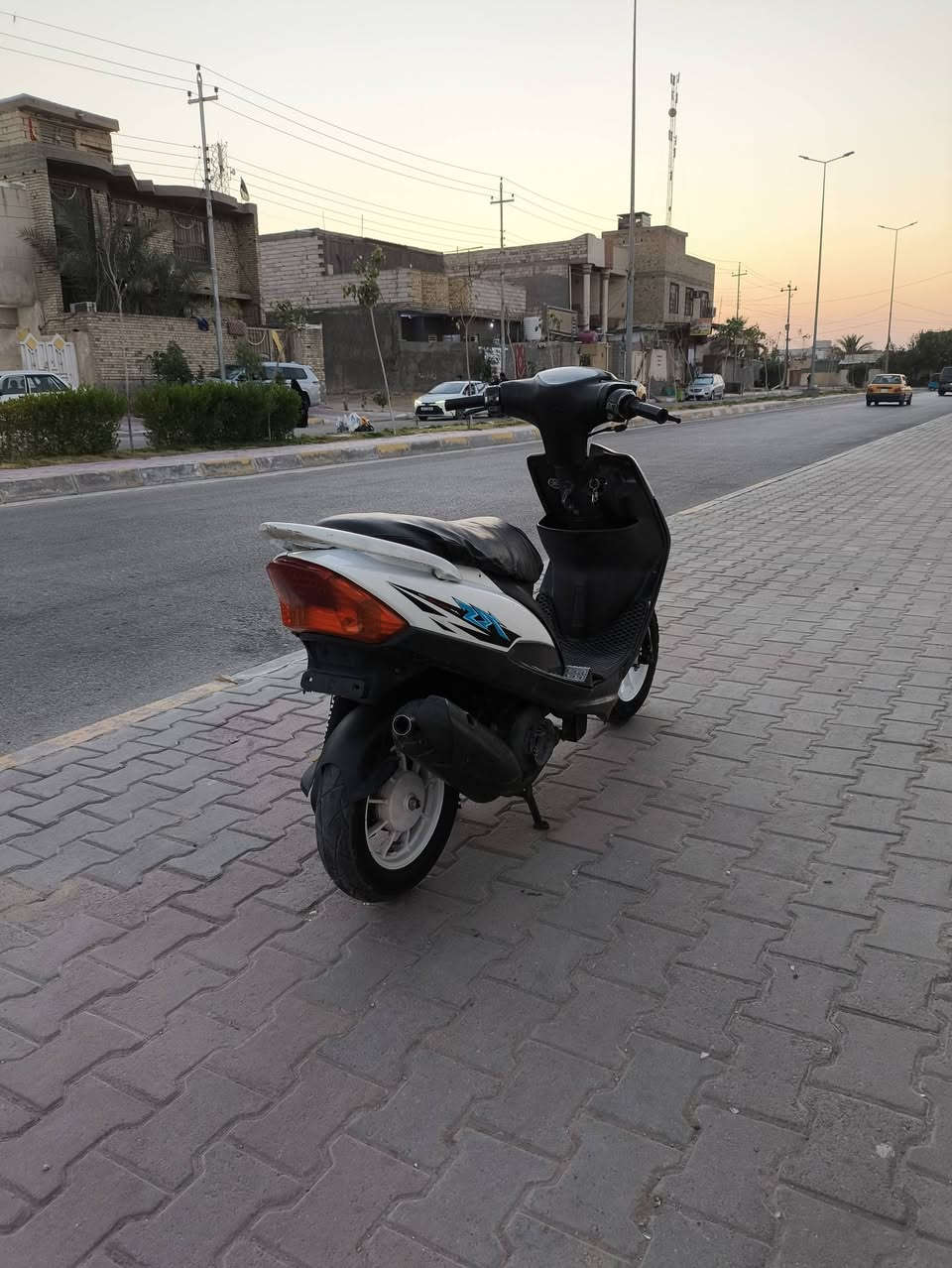 للبيع: ماكس عدلة ياباني كاملة نكرة سلف وكهربائيات كلها شغالة سلف وهندر وما ناقصها أي شيء.

🔹 المكينه خرسه بوشة 55، شغل إيدي مال جناي، الغراض كلها اصليه شلعه ومعدل كلش قويه وناعمه 
🔹 كلج خلفي رياضي أصلي (رمبة) سعره 75 الف
🔹  تايرات جيلاتين جديد وتخم وياله صارن ثنينهن ب80 ألف.
🔹 قطرة دهن رياضي كوسو.
🔹 أشاير أمامية أربع ولفات برتقالي أصلية.
🔹 بك لايت أربع ولفات برتقالي أصلي مع خلية بك لايت.
🔹 صالنصة FM أصلية.🔹
 نصبة الدراجة حلوه شوفت عينك لانضوح وشاصيه مكفول.

السعر 550 وبيه مجال 

📍 المكان: كربلاء
📩 للتواصل: الخاص مفتوح.


**إذا كنت صاحب هذا الإعلان وتريد حذفه لأي سبب، رجاءا أرسل رسالة إلى الدعم الفني**