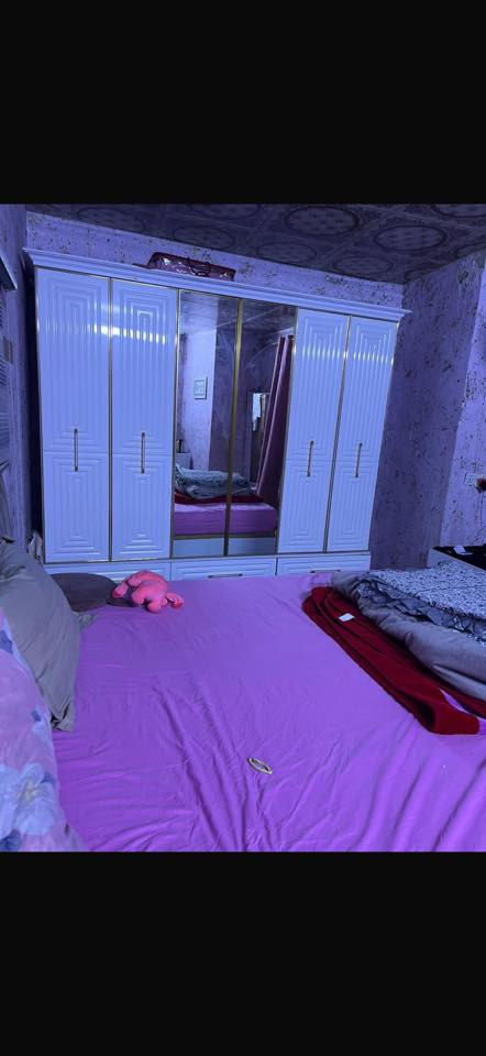 غرفه نوم تروكي قليل استخدام داخل صوميات عراقيه الداخل مال الجربايه 700 ألف وبيها مجال ***********
