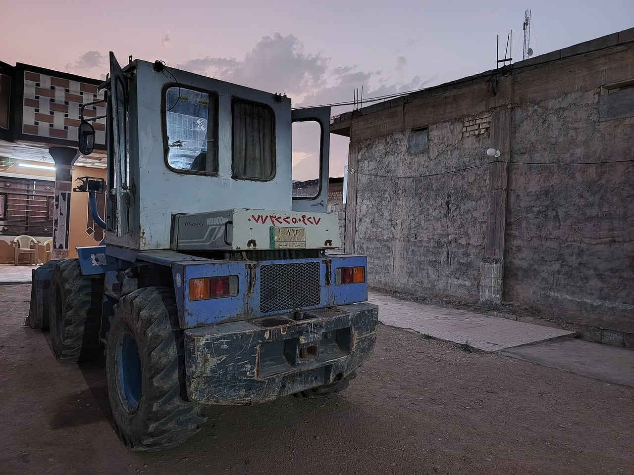 شفل ميسبوشي حجم 50 موديل 99 للبيع جاهز للشغل كهربائيات شغالة عنوان كربلاء السعر 190 وبي مجال للشراي للاستفسار ***********
