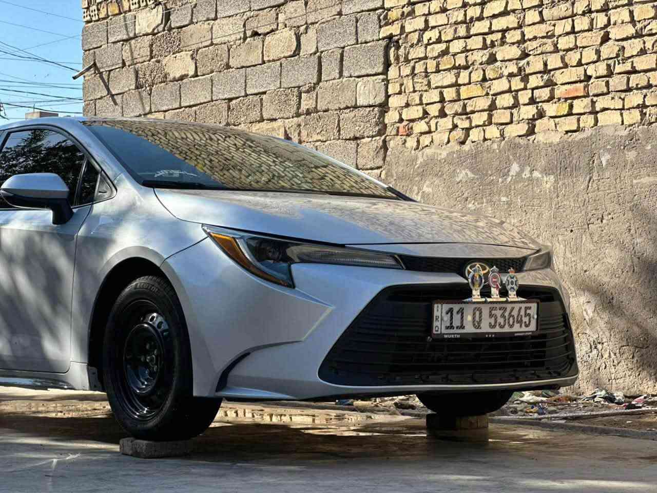سلام عليكم 
كورلا موديل23
أمريكي 
فول مواصفات عده الفتحه 
ماشية 54
حادثه بنيد مبدل وجاملغ ايمن تعمير نفسه 
السعر 133وبيه مجال 
رقم ***********
