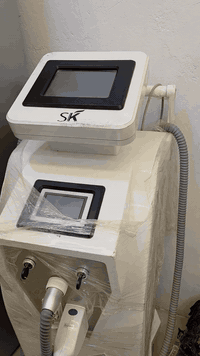 جهاز ليزر ممتاز استعمال قليل جدا يصلح للاستخدام الشخصي وللصالونات وعيادات التجميل وبسعر رمزي سبب البيع السفر 

للاستفسار على الواتساب  او الاتصال على الرقم ***********
