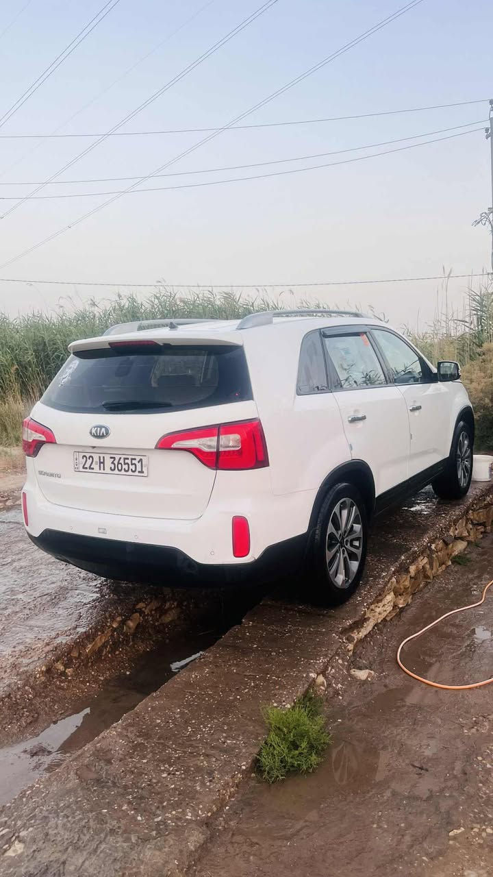 سورنتو 2014 خليجي بسمي مكينه 4سلندر فول موصفات بصمه7 راكب مكفوله من الحادث والضرر الداخلي بيه رش صبغ 4 بوب شخوط بيع فقط135$ *********** سماوه
