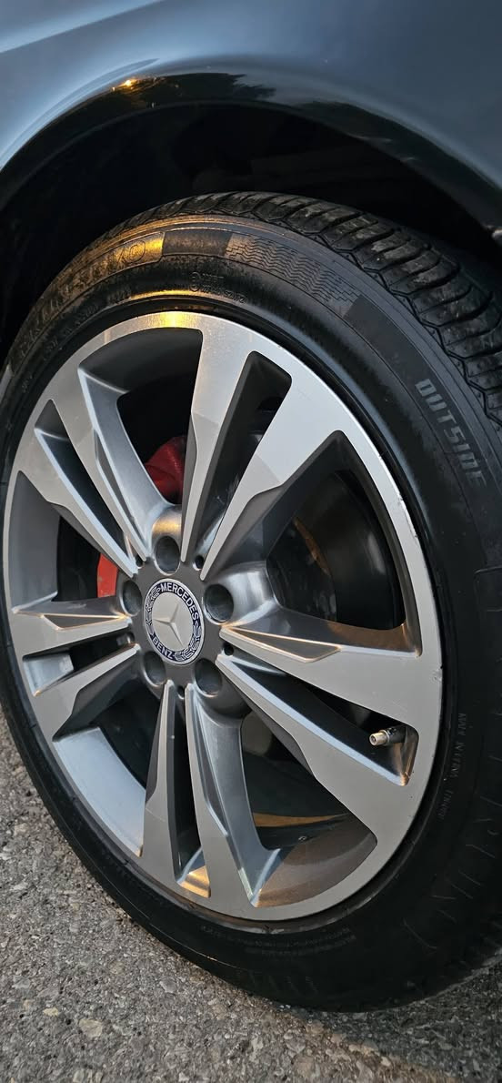 {بِسْمِ اللَّهِ الرَّحْمَنِ الرَّحِيمِ}
مارسدس c320 avangard منفست اسلی
ماشااللە زۆر تازە و نموونە کۆدی بۆ کراوە
سیستم غاز المانی 
قەپات مواسەفات
پانۆراما 
ناو کریمی 
کشن جلد هیتەر کارەبا
فورمیکا
تلفون
شاشە بلادی
سکان محرک کارەبا تحدید سرعە
لاید بیلاد زینۆن عدەسە
گێڕ سپۆرت نۆرماڵ عادی 
دەبڵ هەوا 
تەنها سەر سنووقی بۆیاخە بێ لێدراو 
هیچ مەسرەفێکی تیا نیە بۆ هیچ مەگەڕێ  
ئەگەر موشتەریت تەلەفۆن بکە السليمانية, العراق


**إذا كنت صاحب هذا الإعلان وتريد حذفه لأي سبب، رجاءا أرسل رسالة إلى الدعم الفني**