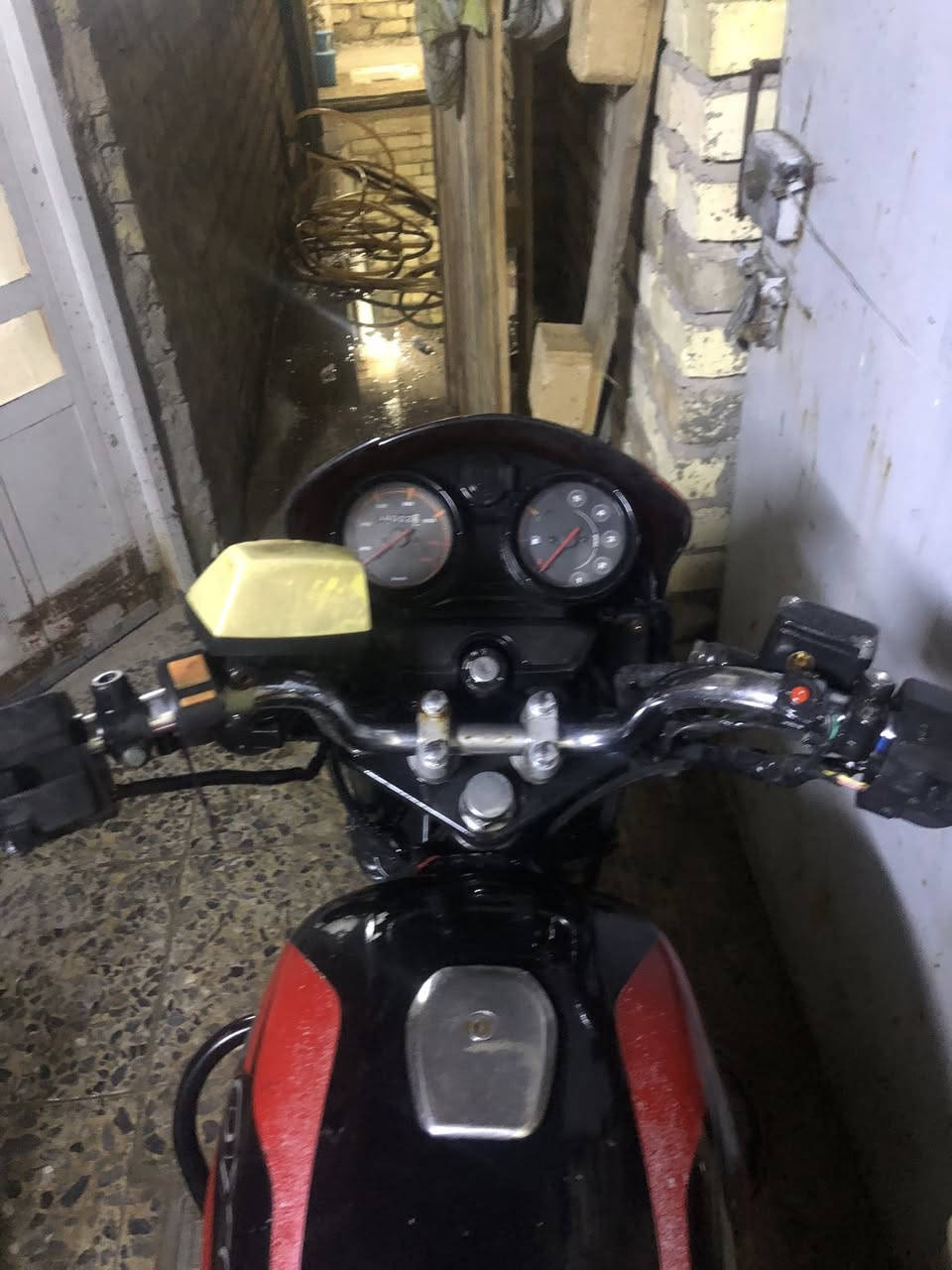 سلام عليكم شباب بوكسر موديل 2020غنية علة التعريف حلوة وتخبل اوراق اصولية نقصها تجفيت فقط حالين تمشي بس صوت بيهة العنوان الشعلة السعر ٨٠٠الف الرقم ***********
