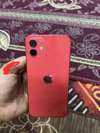 آيفون ١٢ • ذاكرة ٦٤ • شاشة مستبدلة