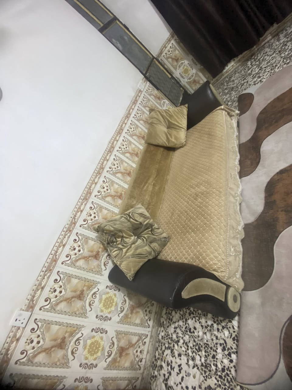 غراض للبيع وبيهن مجال مكاني الدوره


**إذا كنت صاحب هذا الإعلان وتريد حذفه لأي سبب، رجاءا أرسل رسالة إلى الدعم الفني**