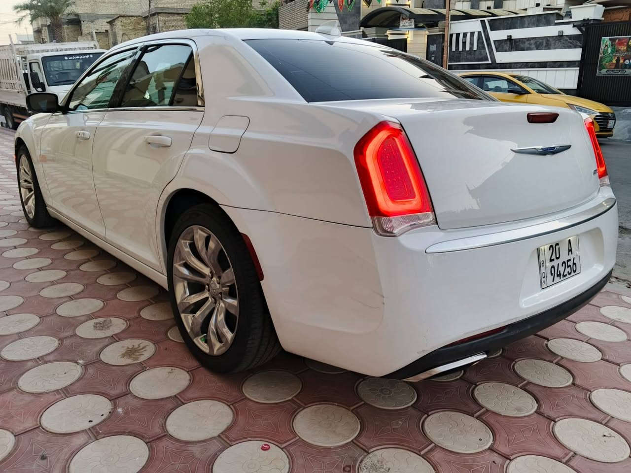 كلايسلر اوباما 
دخول جديد ضباط  
 موديل 2019 
رقم ديالى 
بدون أيرباك  ماشيه  104 الف
بدون اي قطعه صبغ او تبديل كفاله عامه 
بغداد مدينة الصدر الاورفلي 
اللآستفسار حيدر العبودي ***********

