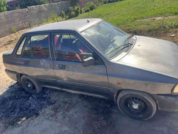 السلام عليكم للبيع سايبا 2012 رقم صدامي راعيهه  ماندله مطلوبه للمصرف ابيع كوم حديد السعر 15 وبيهه مجال 
واسط الصويره ***********
