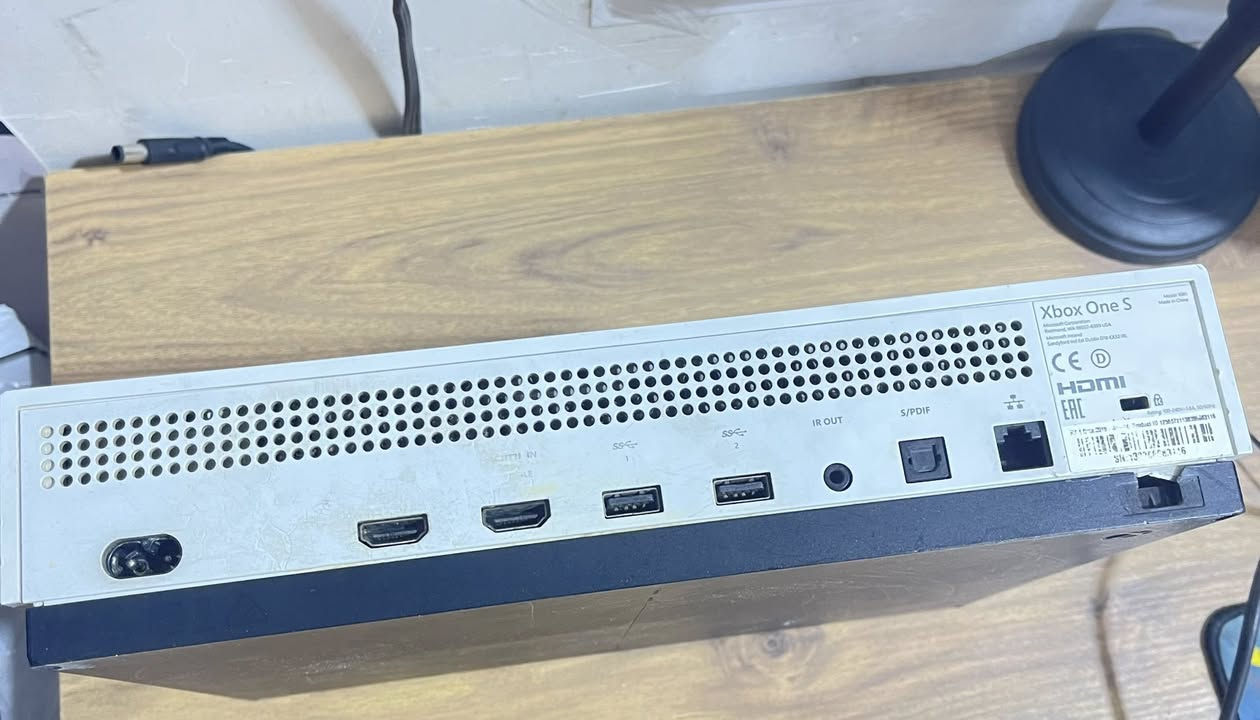 XBOX ONE S
نص تيرا ويا هارد تيرا يعني يصير تيرا ونص
جوستك گيم سير استعمال شهرين وبيهه اشتراك كارت ممستعمله
وجوستك ثاني بي درفت لازم تسوي
وبي اشتراك كيم باس شهر وشويه
وبي ذني الالعاب 
FC26 حساب مشترك
ريد ديد ريدمبشن 2 حساب مشترك
بيس 21 حساب مشترك 
وبعد ب 20 لعبه حساب مشترك
ماوس وكيبورد وسماعات هماتين هديه
كل هذا ب 200 الف قفل 🔒 بدون احراجات
مكان زعفرانيه شارع المعهد رقم *********** واتساب موجود
وموجود توصيل داخل بغداد 5 خارجهه ماعدي
