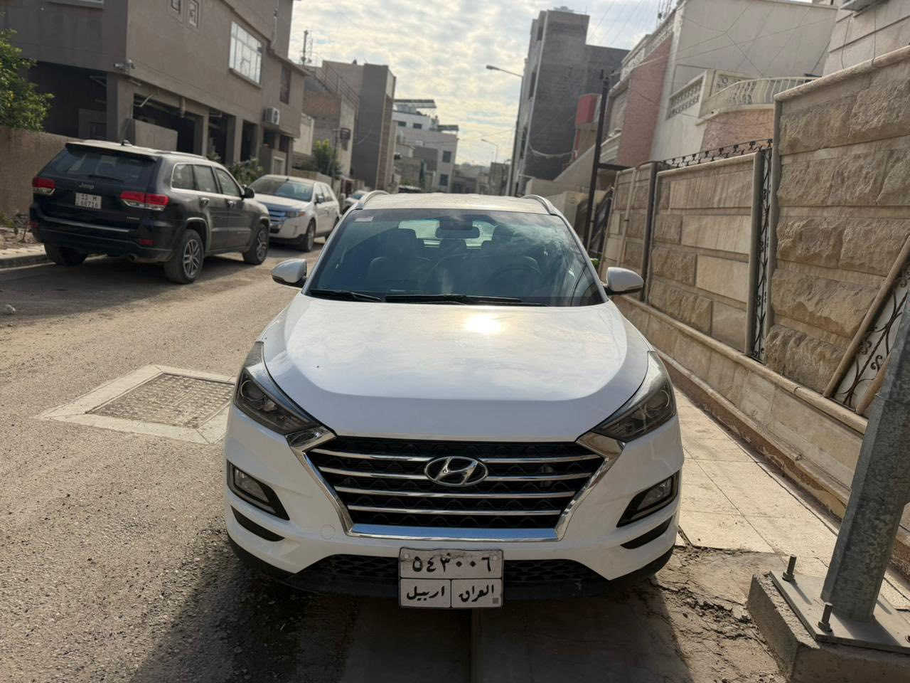 السلام عليكم
٢٠١٩ خليجي
رقم اربيل
هزة وسنوية ساقطات
بيهه حادث امامي مبدل بنيد وبيهه جاملغ خلف السايق بي تعديل بارد
مكانهه بغداد المنصور
السعر ١٧٠
***********
