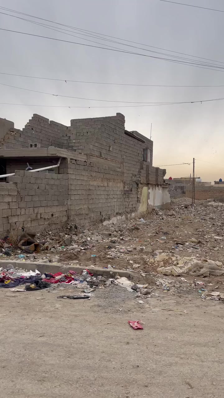 قطعه للبيع 240 متر طابو سند 25 العنوان سبع قصور شارع علي فرع 10 السعر 60 للاستفسار ***********
