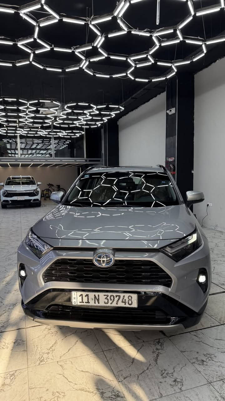 السلام عليكم
للبيع RAV4
موديل 2024
السياره خليجيه وكالة عبداللطيف
ماشيه 49 الف
فول مواصفات 
رقم بغداد 
السياره نضربت بيدي قبل كم يوم بدون ايربكات
نضرب عندي الباب الامامي والخلفي اليمنى 
الامامي بدلته نفس الون مطابق 100‎%‎
والخلفي اشتغلته على البارد يم سفيان والي يعرف سفيان يعرف شنو شغله 
رجعت السياره تخبل واني من اخذته مبدله دعاميه 
يعني ابيعلك السياره قطعه مبدله نفس الون وقطعه بارد 

مكاني بغداد العامريه 
السعر 25،000$ وبيها مجال 

*السياره صايره  عليه فوك ال 36،000$ 
رقمي :-***********
