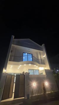 بيت مودرن للبيع – فرصة مميزة للسكن أو الاستثمار  المساحة: 100 م² الواج...